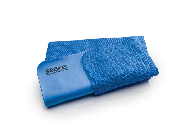 weathertech-soaker-reusable-non-streaking-drying-towel-17-x-27-blue image 1