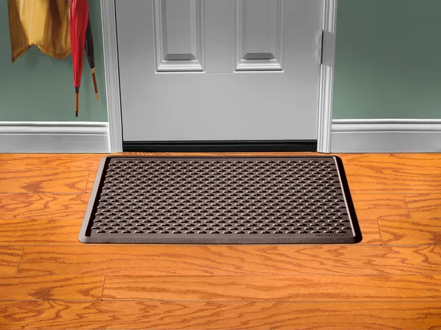 weathertech-idm1bxc-cocoa-indoor-mat-24-x-39-100-recyclable-resin image 1