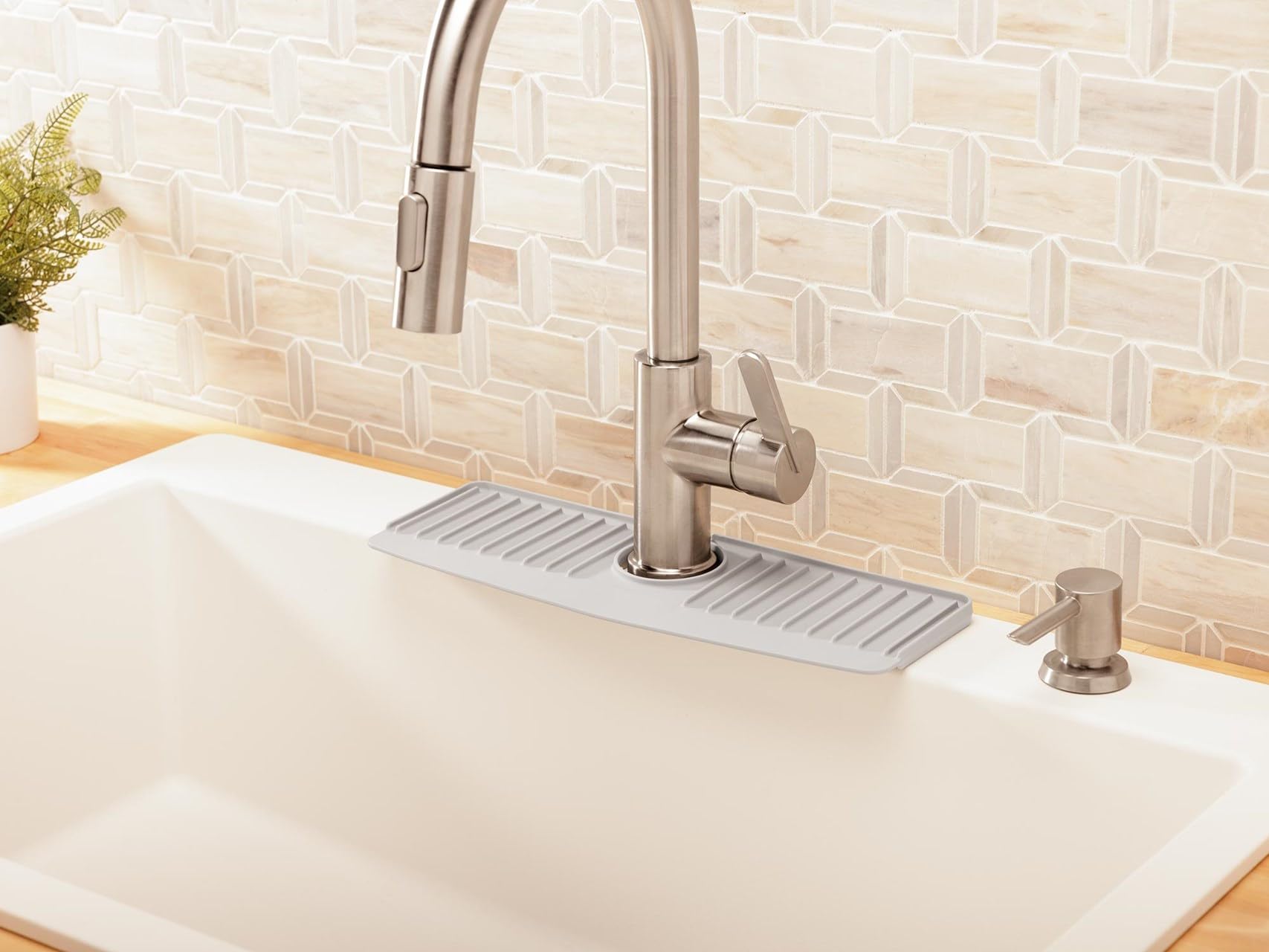 weathertech-faucetmat-light-grey-pebble-countertop-protector-for-kitchen-bathroo image 4