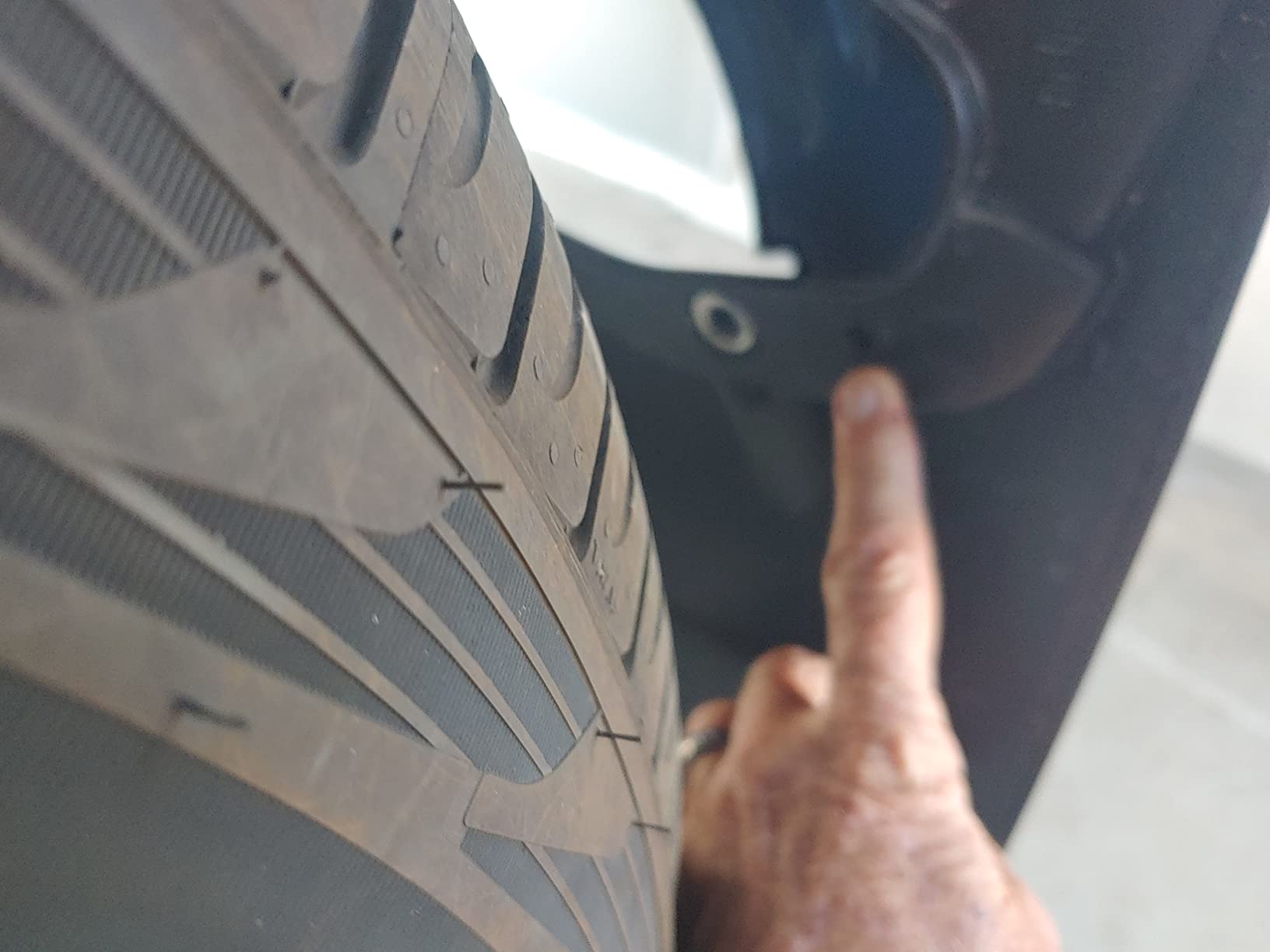Perfect fit, no drilling!