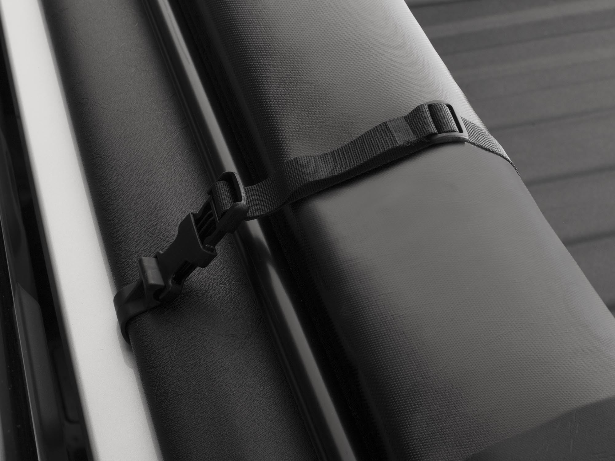 weathertech-roll-up-pickup-truck-bed-cover-for-hyundai-santa-cruz-2022-2026-blac image 2