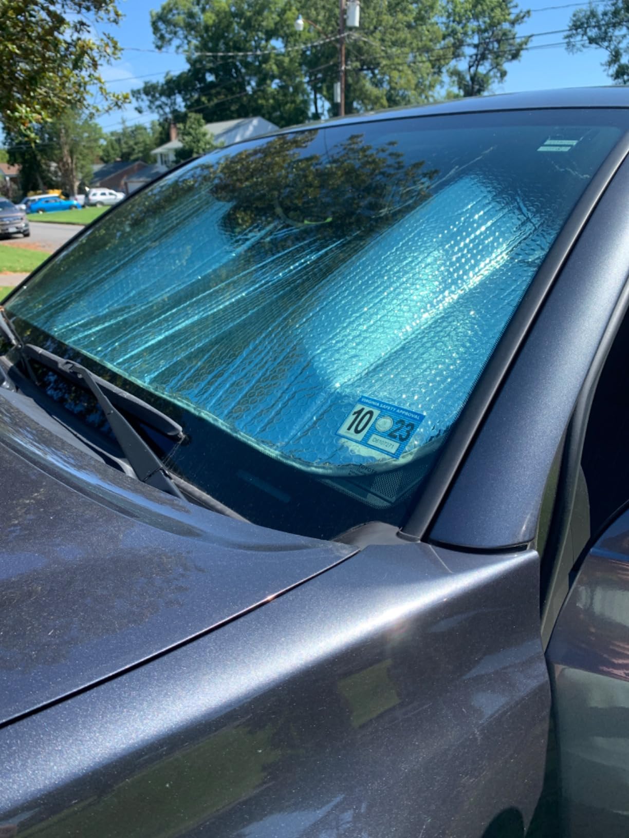 Keeps car cool and looks FAB