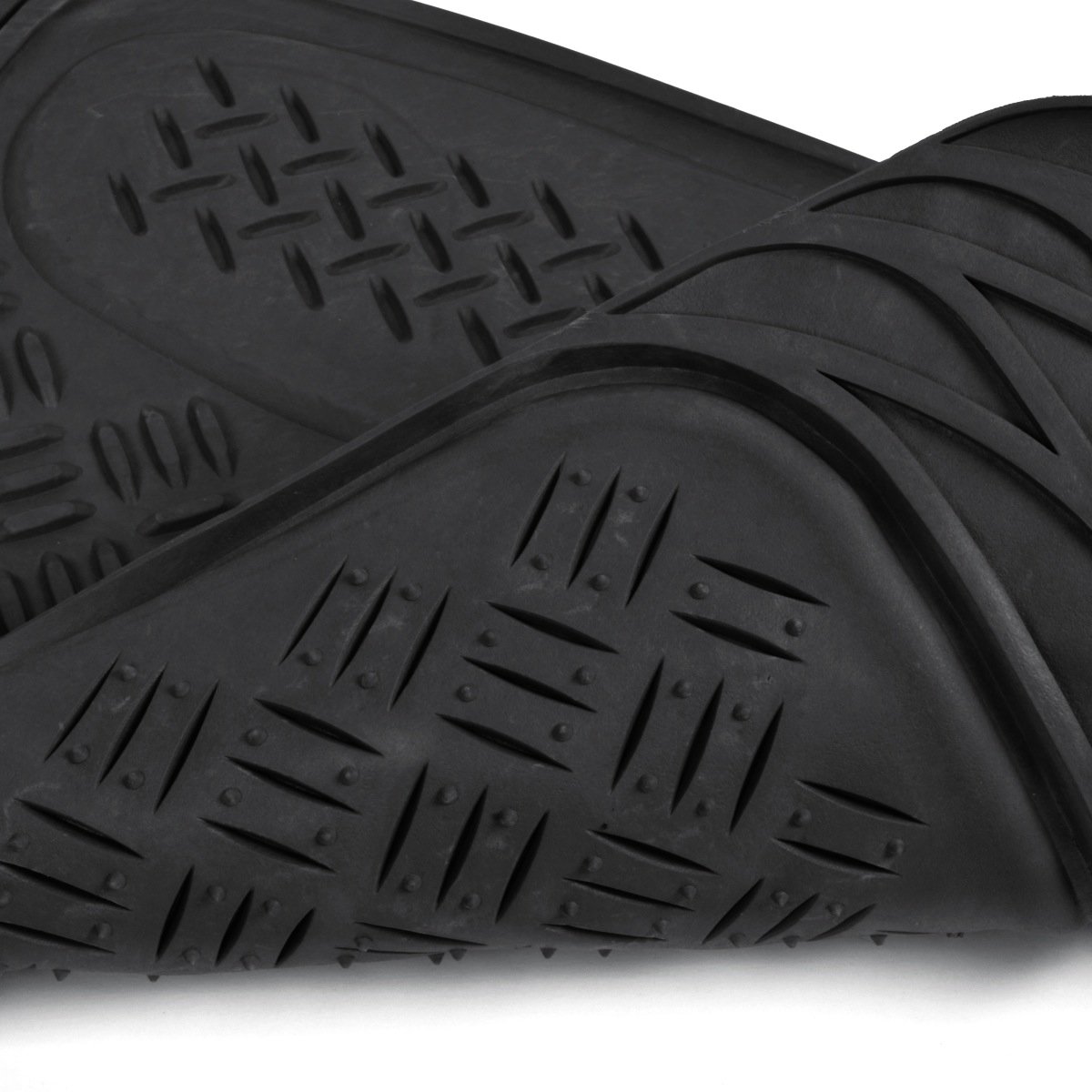 bdk-heavy-duty-diamond-rubber-rear-floor-mats-17-5x56-trimmable image 5