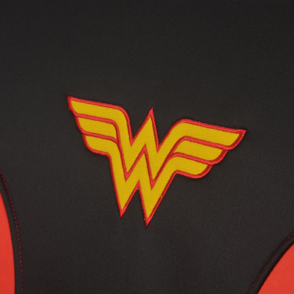 bdk-wonder-woman-licensed-dc-comics-front-seat-covers-waterproof-side-airbag-com image 7