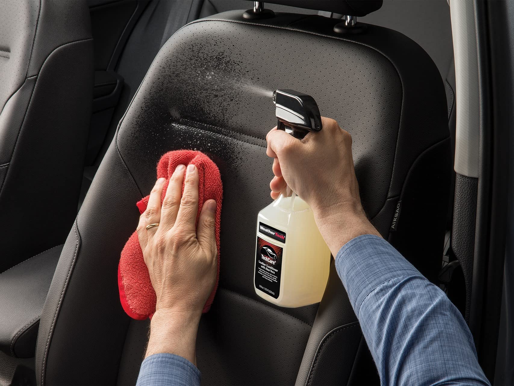 weathertech-techcare-leather-conditioner-with-aloe-vera-cleans-and-protects-auto image 2