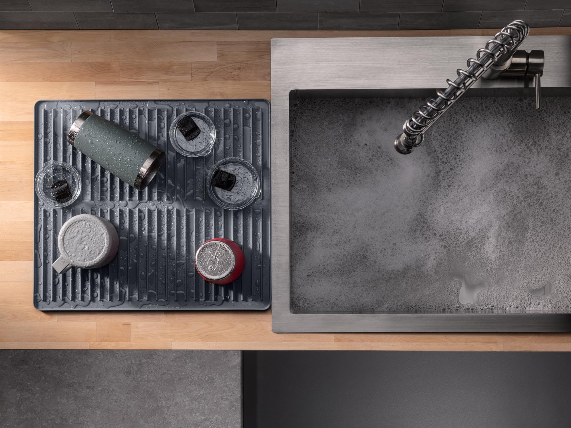 weathertech-dishmat-drip-dry-dish-drying-mat-16-x-18-slate image 2