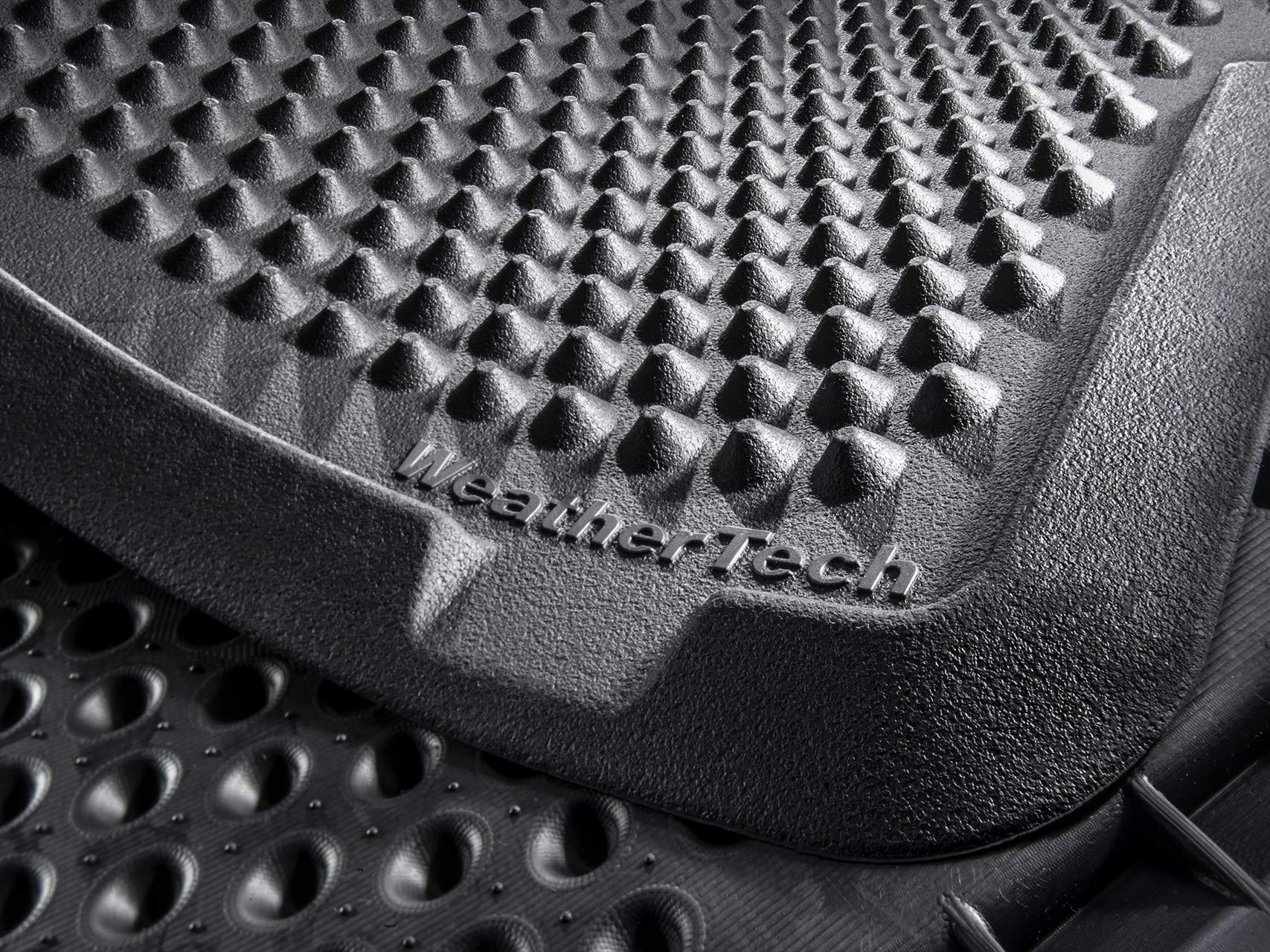 weathertech-outdoor-mat-black-24-x-39 image 4