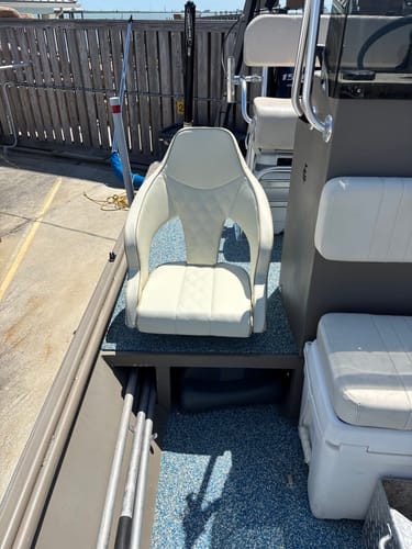 Excellent seat, very comfortable